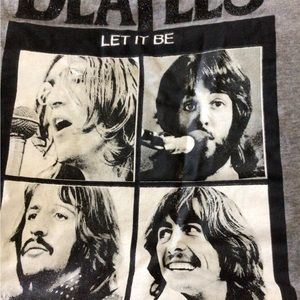Vintage style soft “The Beatles” LETIT BE album tee. Could be small-medium